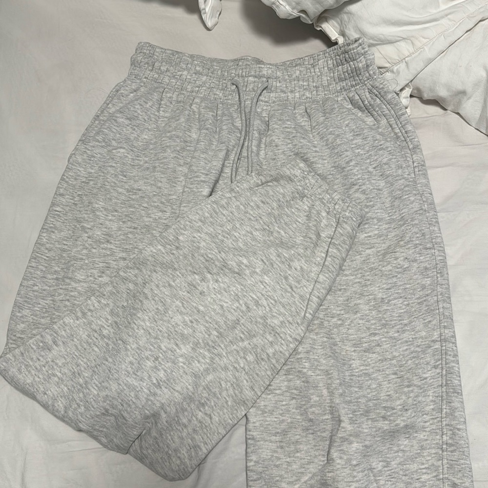 Grey sweatpants size s